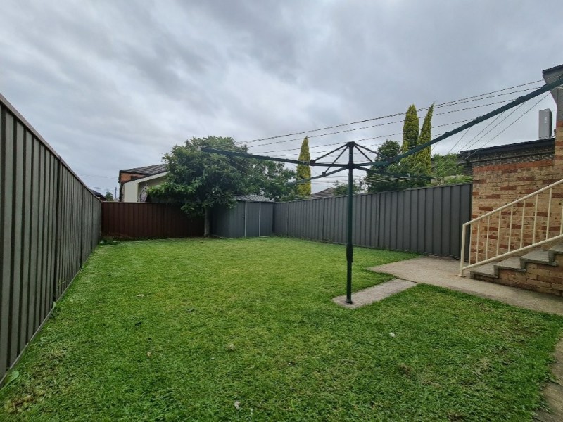 2/21 Throsby Street, Fairfield Heights NSW 2165