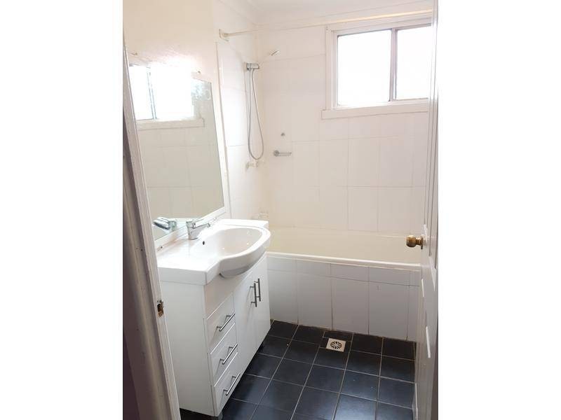 101 Woodville Road, Granville NSW 2142