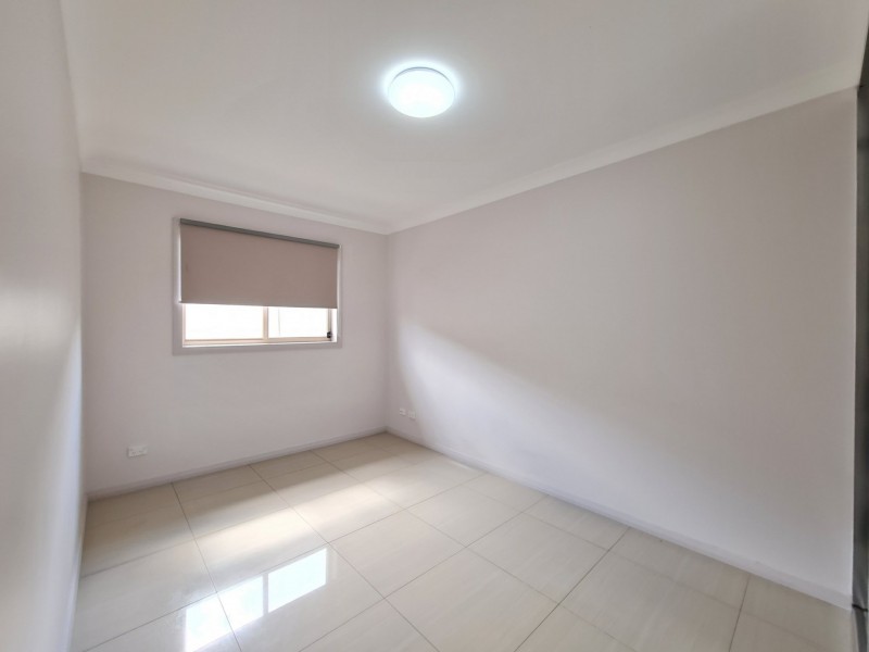 3a Bardia Place, Bossley Park NSW 2176