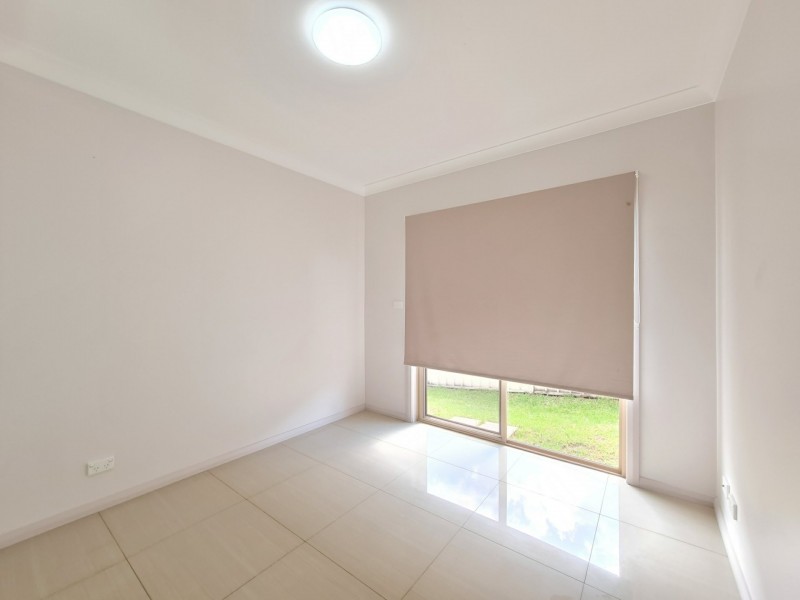 3a Bardia Place, Bossley Park NSW 2176