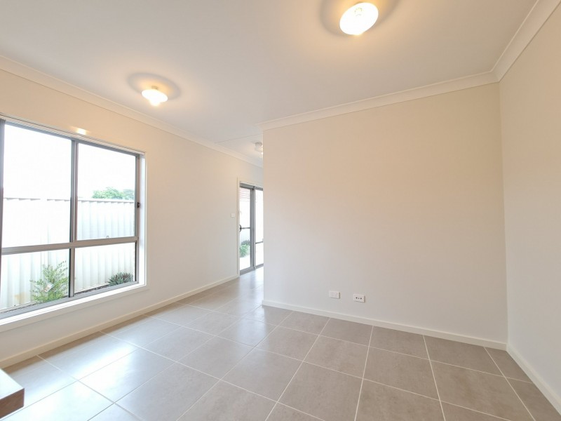 10a Shawnee Street, Greenfield Park NSW 2176