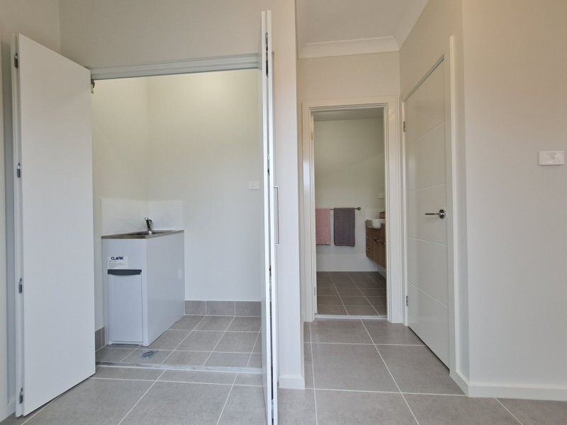 10a Shawnee Street, Greenfield Park NSW 2176