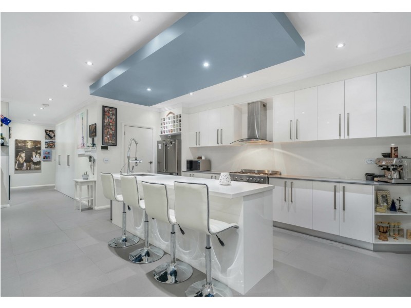 6 Bernard Place, Edensor Park NSW 2176