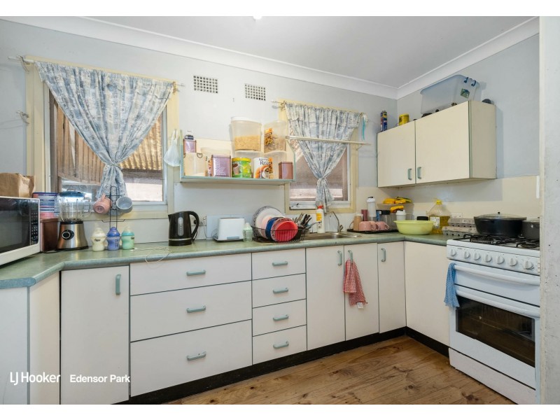 21 Winsford Avenue, Hebersham NSW 2770