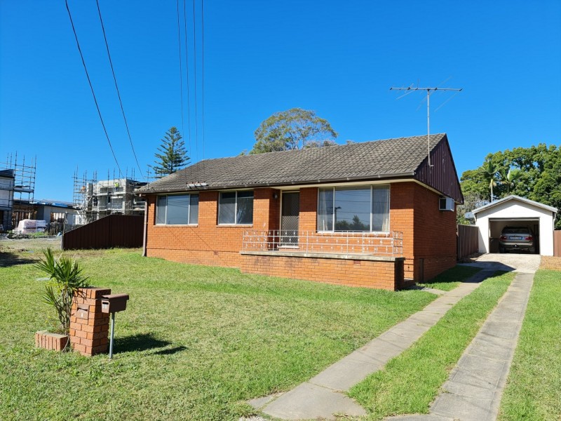 6 Moir Street, Smithfield NSW 2164