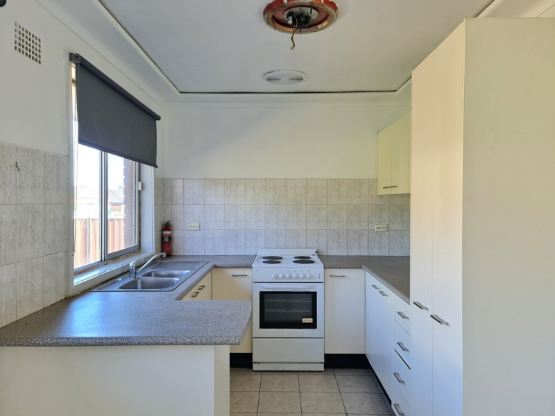 6 Moir Street, Smithfield NSW 2164