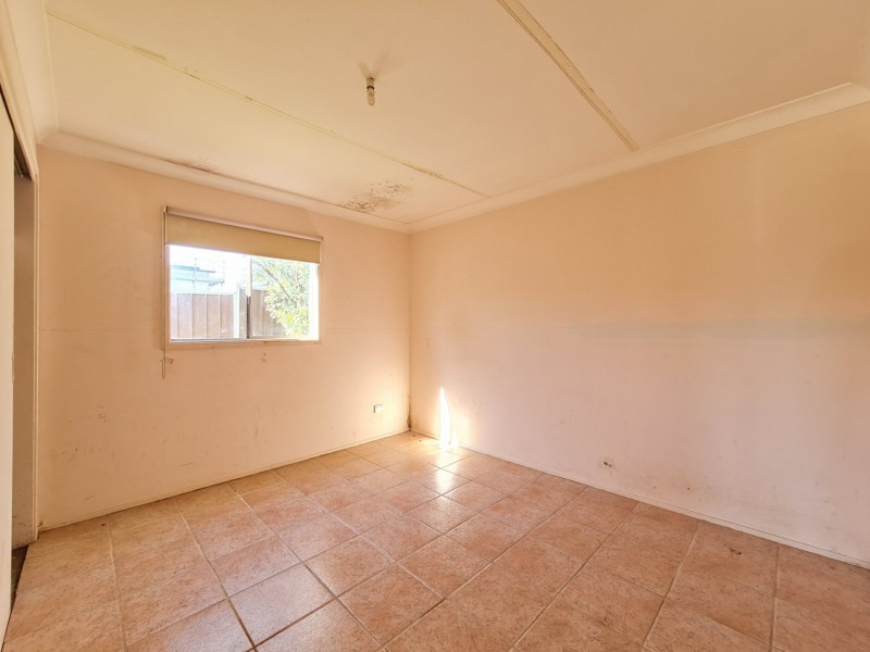 6 Moir Street, Smithfield NSW 2164