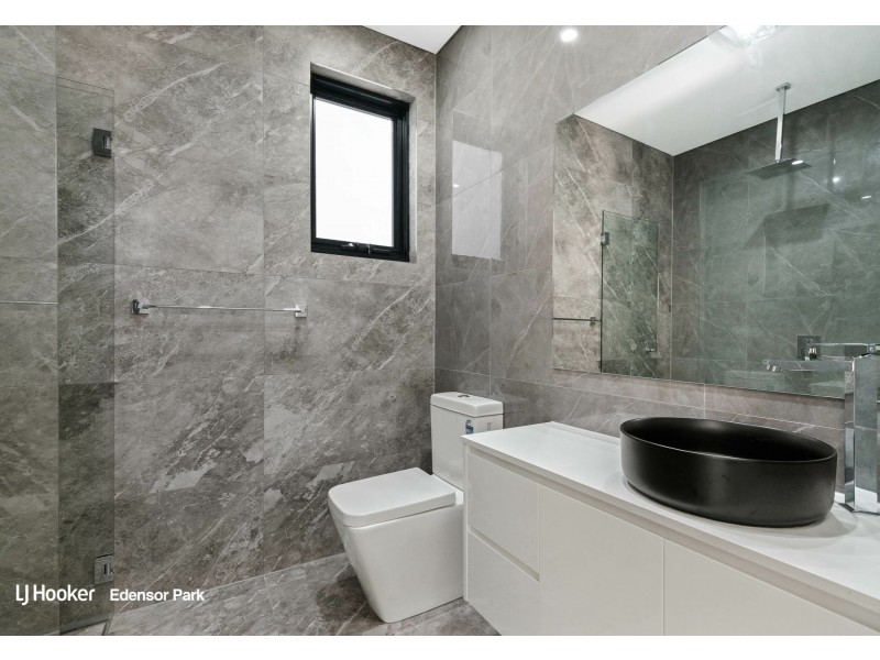 24 Sullivan Avenue, Lurnea NSW 2170