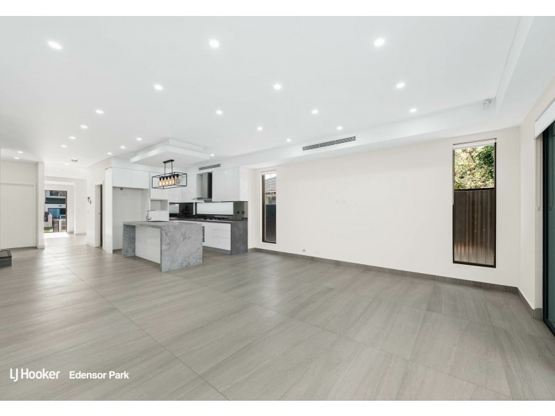 24 Sullivan Avenue, Lurnea NSW 2170