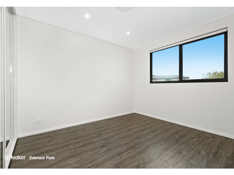 24 Sullivan Avenue, Lurnea NSW 2170