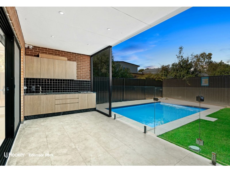 24 Sullivan Avenue, Lurnea NSW 2170