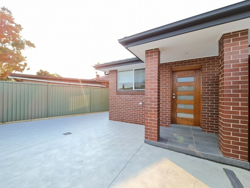 23a Dakota Drive, Bossley Park NSW 2176