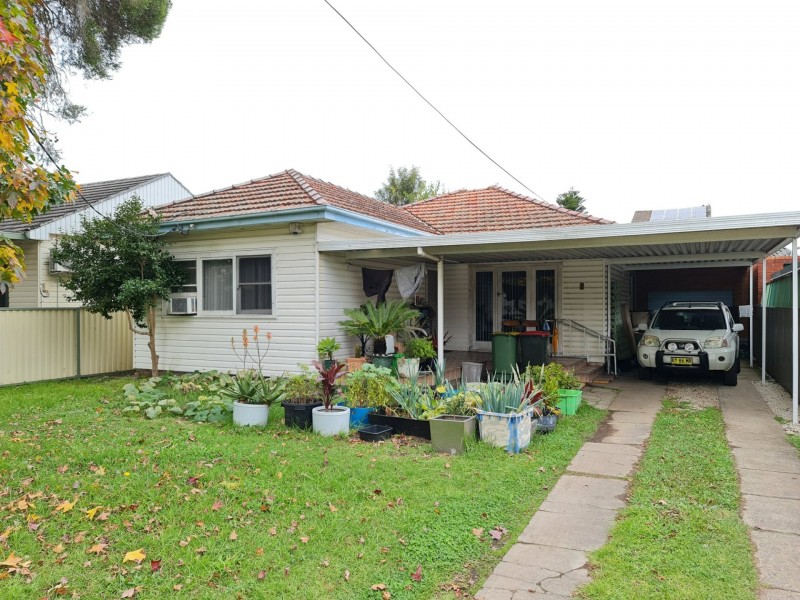 6 Clarence Street, Canley Heights NSW 2166