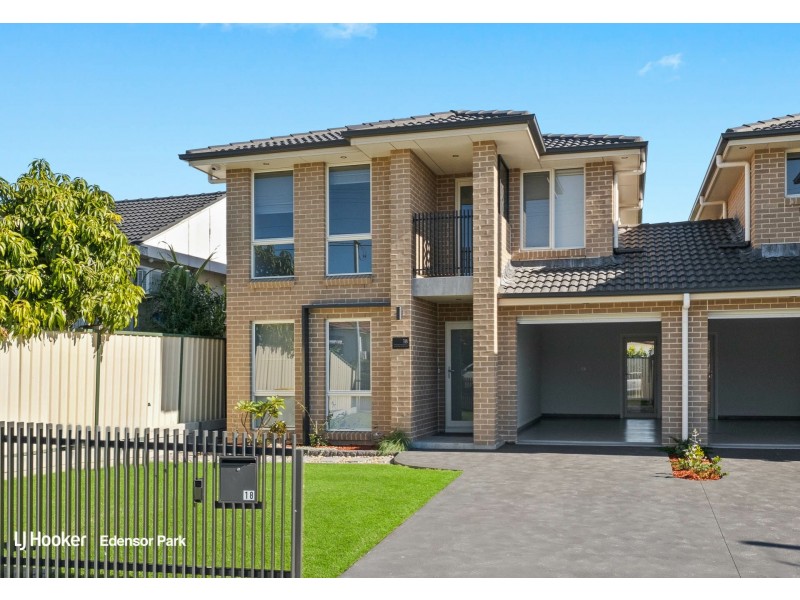 18 Andrew Avenue, Canley Heights NSW 2166