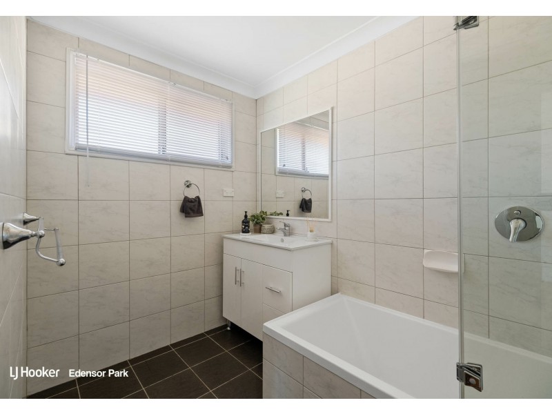 14 Welling Drive, Narellan Vale NSW 2567