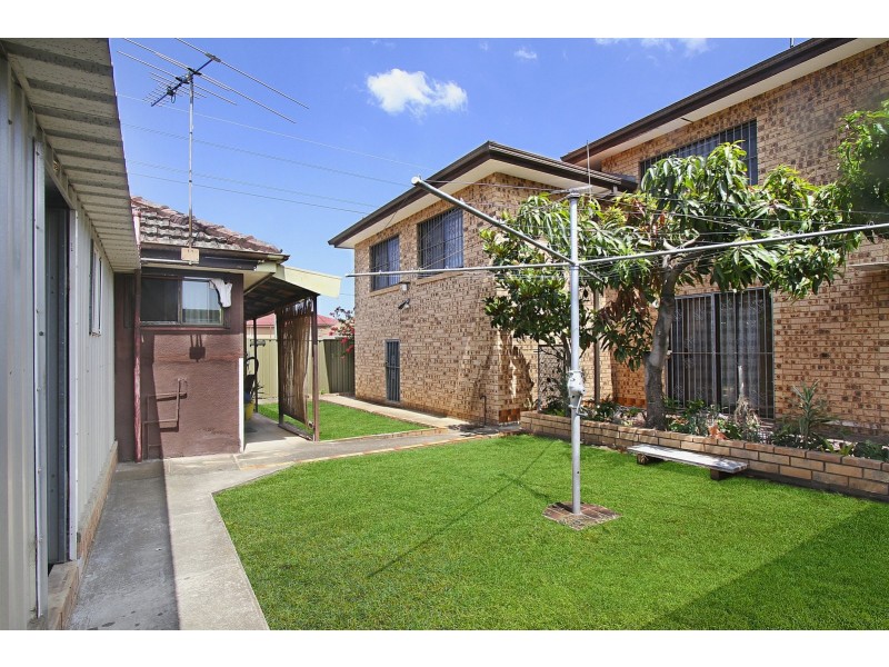 89 Torrens Street, Canley Heights NSW 2166