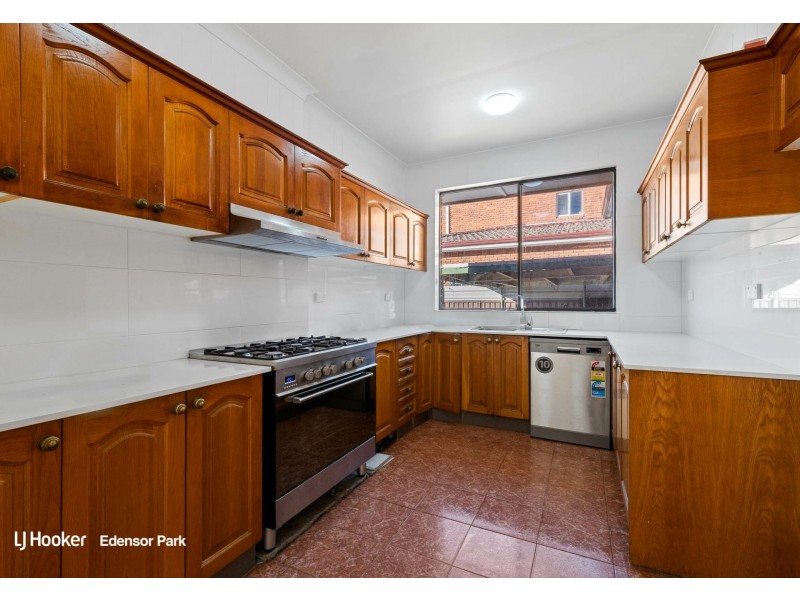 34 Richardson Street, Fairfield NSW 2165