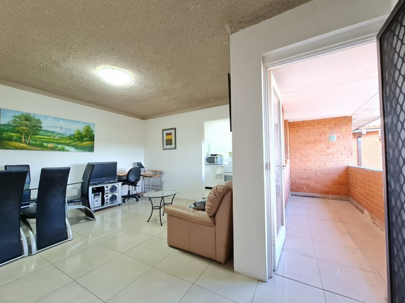 10/10 Clifford Avenue, Canley Vale NSW 2166