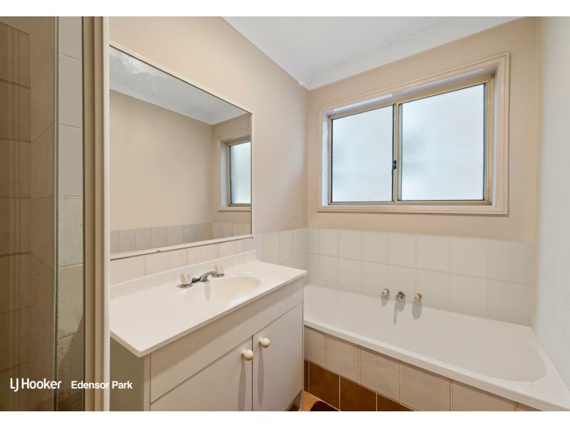 22 Tingha Close, Hinchinbrook NSW 2168