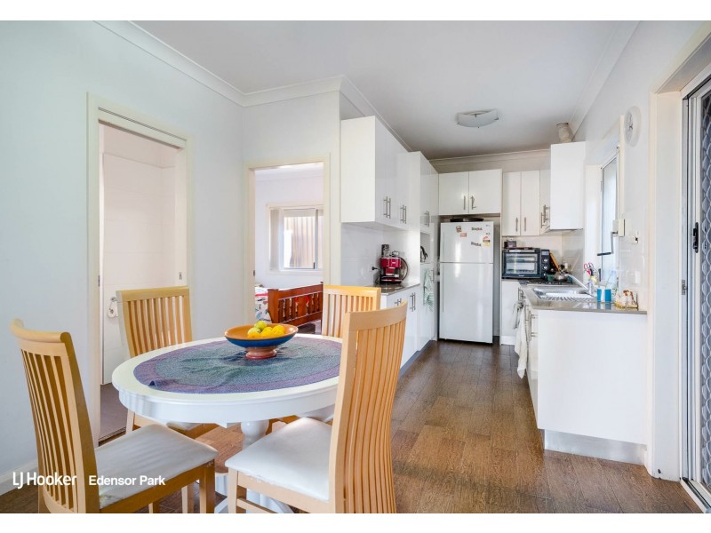 52 Runcorn Street, St Johns Park NSW 2176