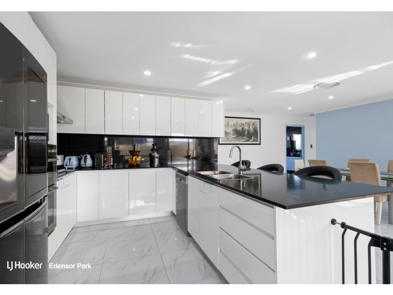 23 Idriess Place, Edensor Park NSW 2176