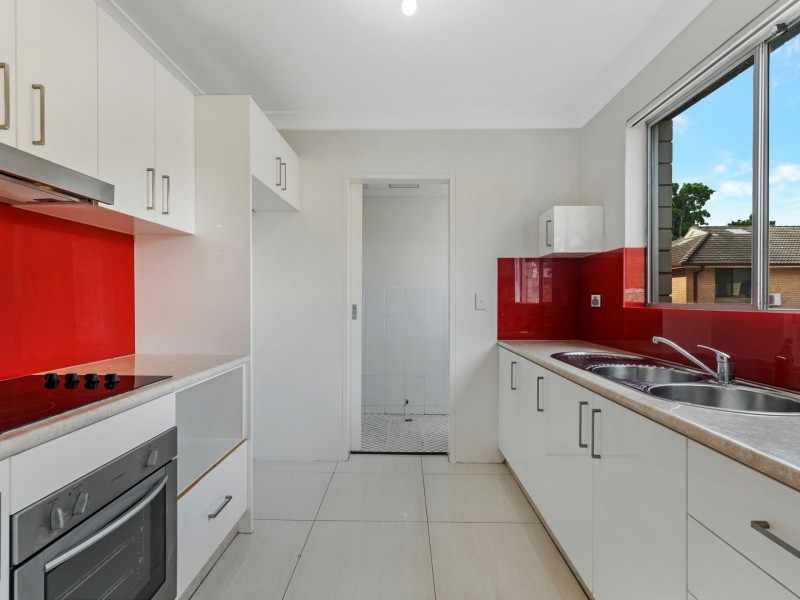 8/118-124 Longfield Street, Cabramatta NSW 2166