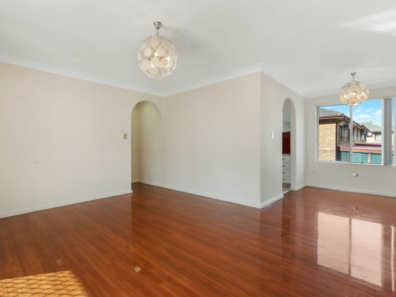 8/118-124 Longfield Street, Cabramatta NSW 2166