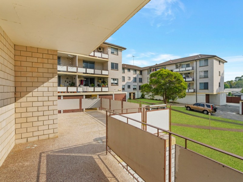 8/118-124 Longfield Street, Cabramatta NSW 2166