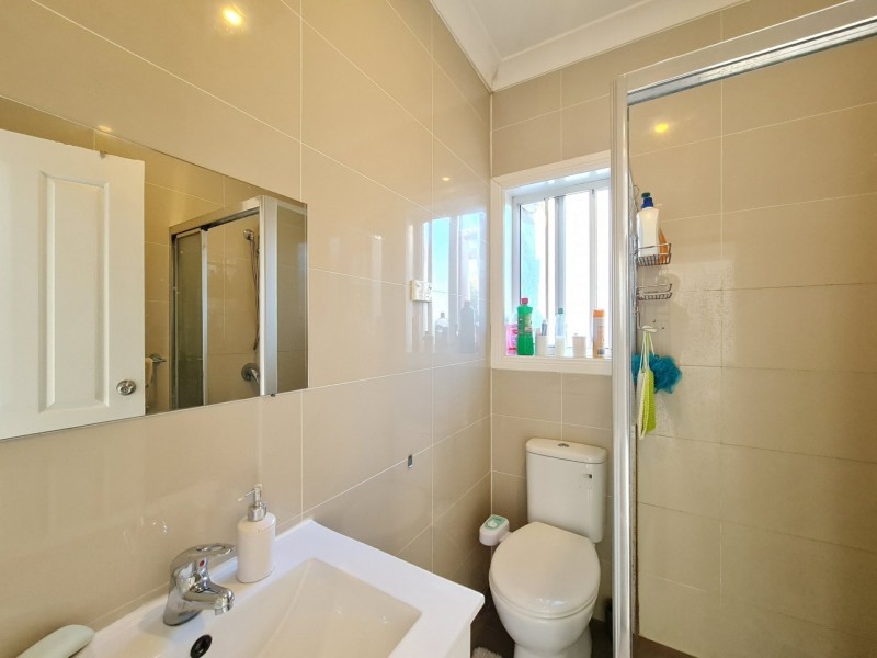 5a Intrepid Place, Greenfield Park NSW 2176