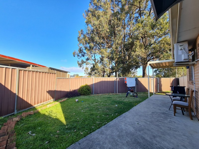 5a Intrepid Place, Greenfield Park NSW 2176