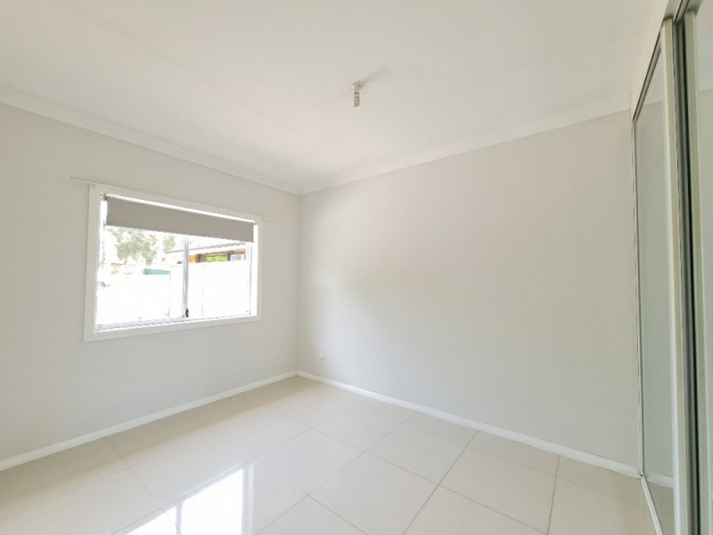 5a Intrepid Place, Greenfield Park NSW 2176