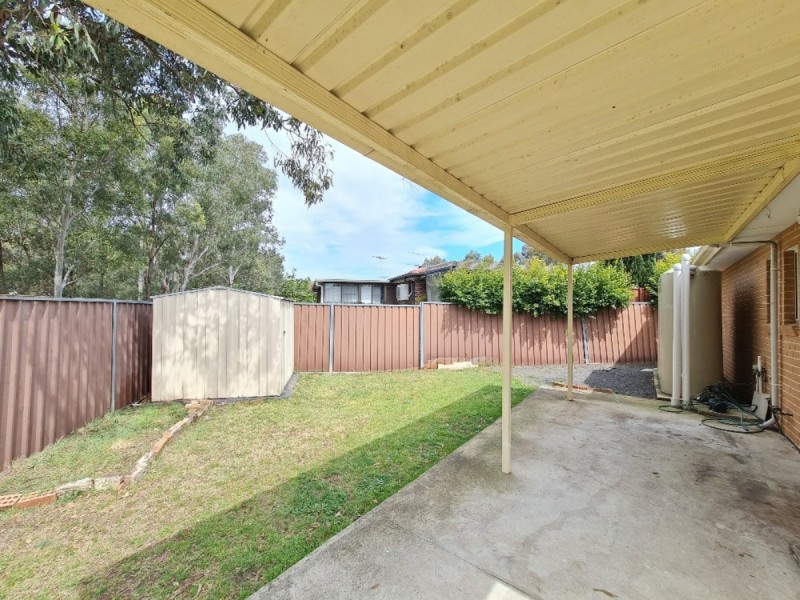 5a Intrepid Place, Greenfield Park NSW 2176