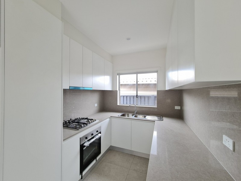 10a Seppelt Place, Edensor Park NSW 2176