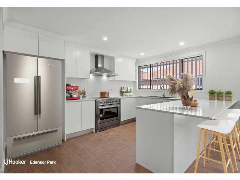 6 Wagstaff Street, Edensor Park NSW 2176