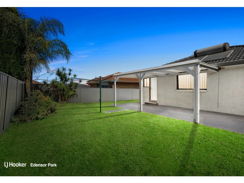 6 Wagstaff Street, Edensor Park NSW 2176
