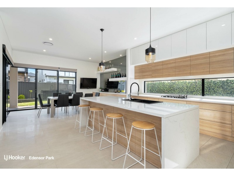 19 Stonecrop Street, Denham Court NSW 2565