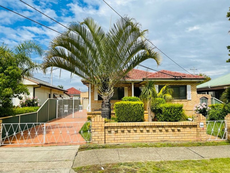 142 Canley Vale Rd, Canley Heights NSW 2166