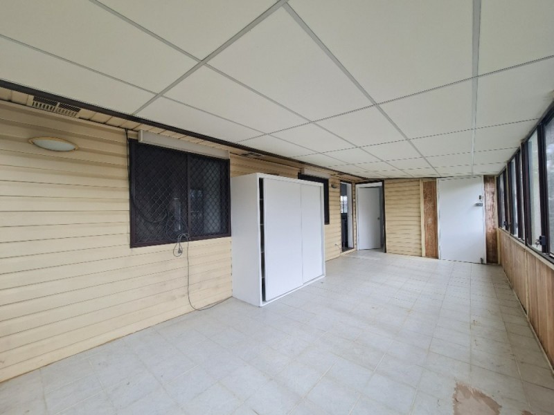 27 Quiros Ave, Fairfield West NSW 2165