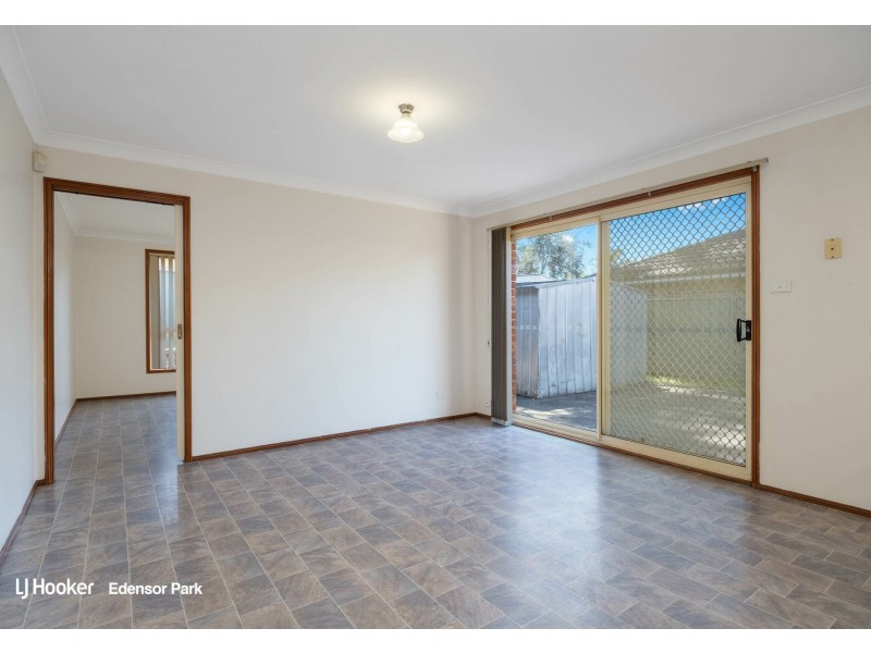 6 Tamworth Crescent, Hoxton Park NSW 2171