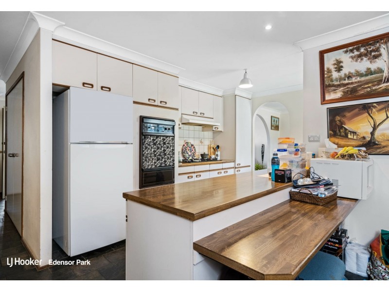 10 Mildara Place, Edensor Park NSW 2176