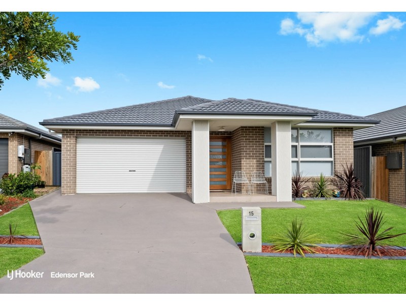 15 Fleming Street, Spring Farm NSW 2570