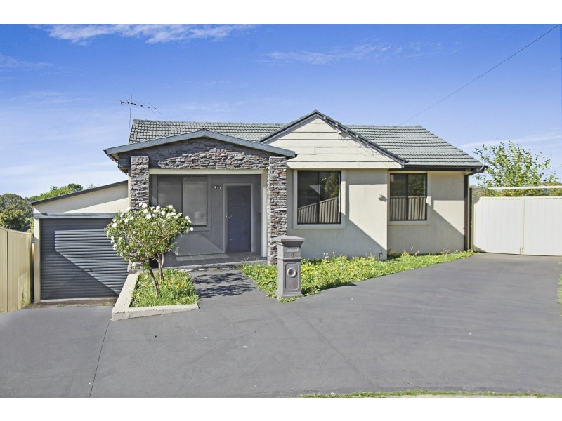 8 Bell Place, Mount Pritchard NSW 2170