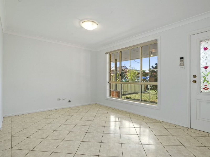 72 Nineteenth Avenue, Hoxton Park NSW 2171