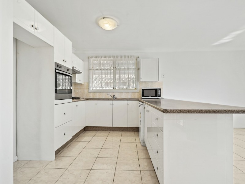 72 Nineteenth Avenue, Hoxton Park NSW 2171