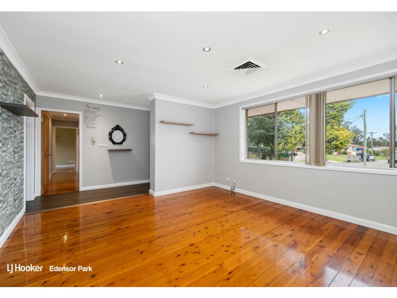 20 Godfrey Avenue, West Hoxton NSW 2171