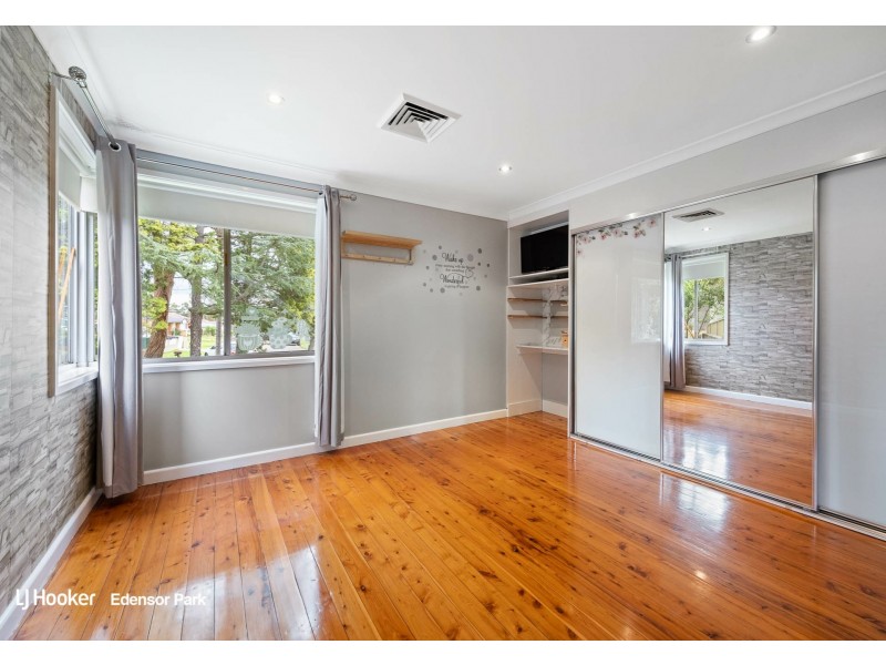 20 Godfrey Avenue, West Hoxton NSW 2171