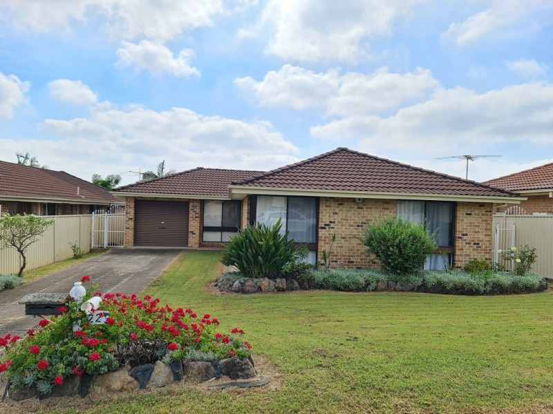 22 Winton Avenue, Edensor Park NSW 2176