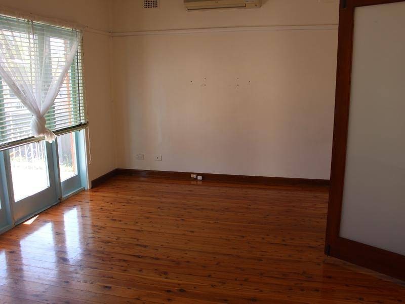 44 Peel Street, Canley Heights NSW 2166