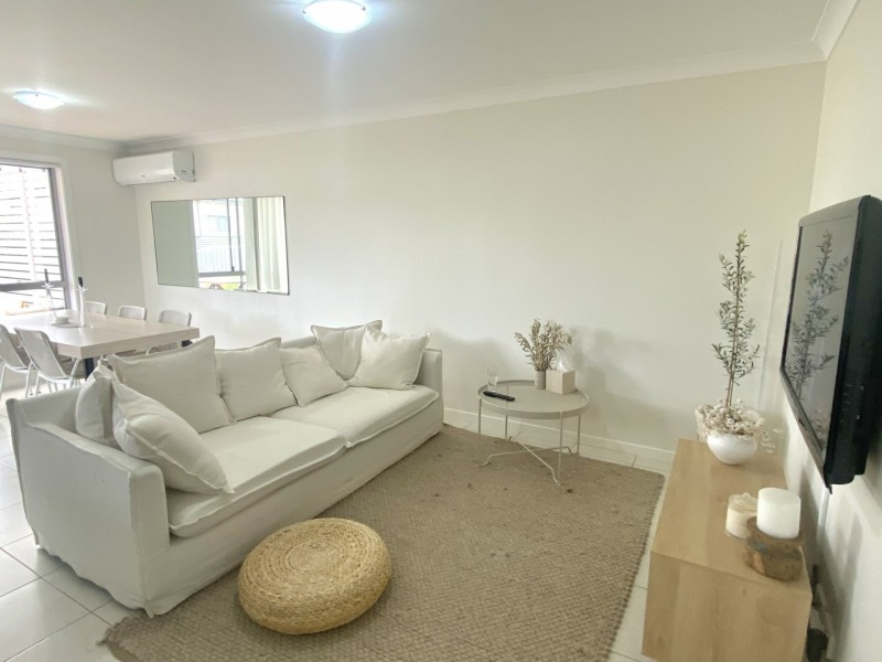 90 Ingleburn Gardens Drive, Bardia NSW 2565