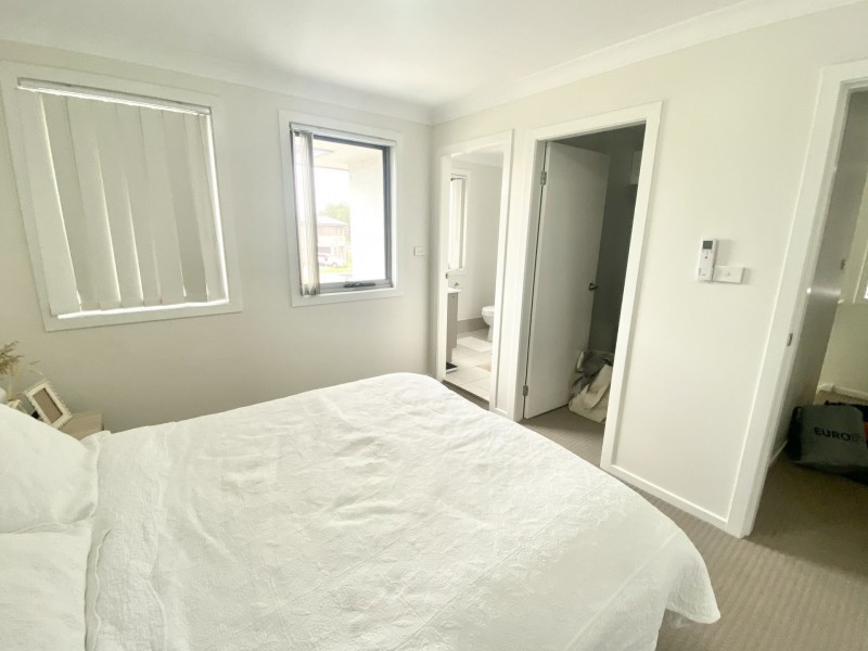 90 Ingleburn Gardens Drive, Bardia NSW 2565